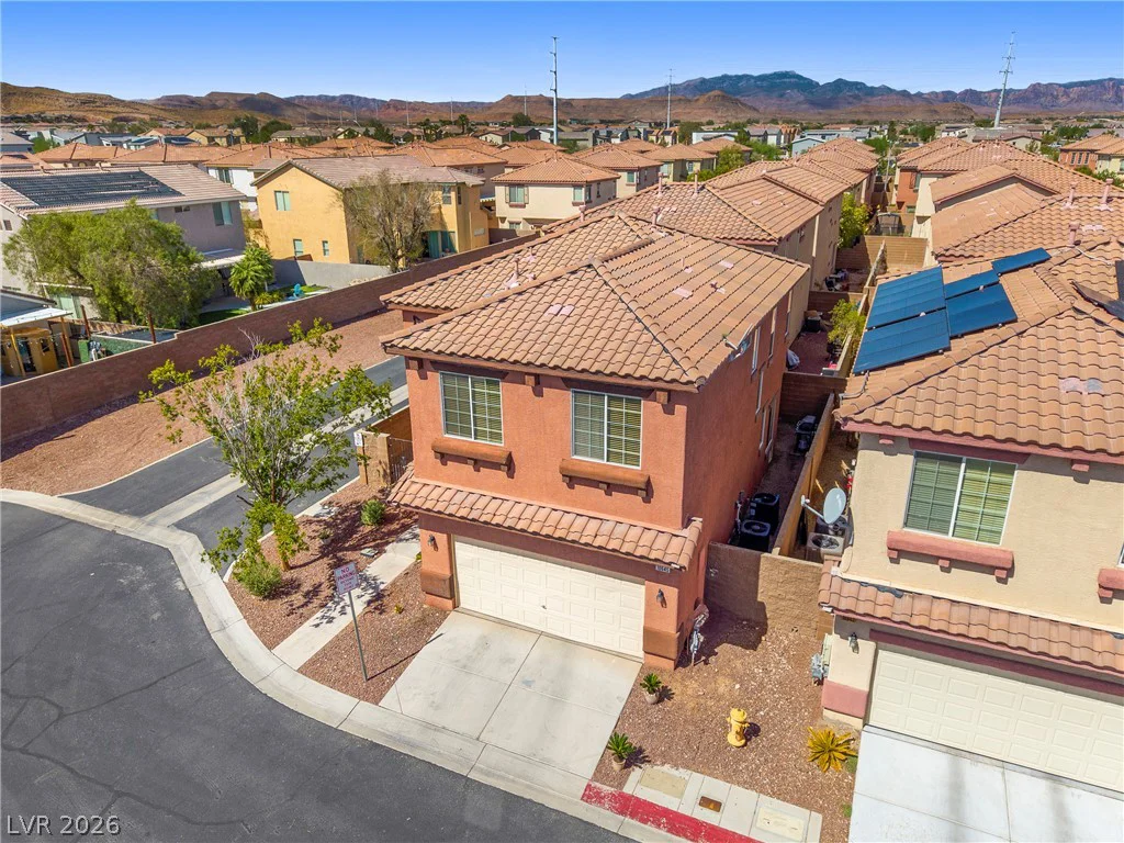 10645 Lessona, Las Vegas, NV 89141