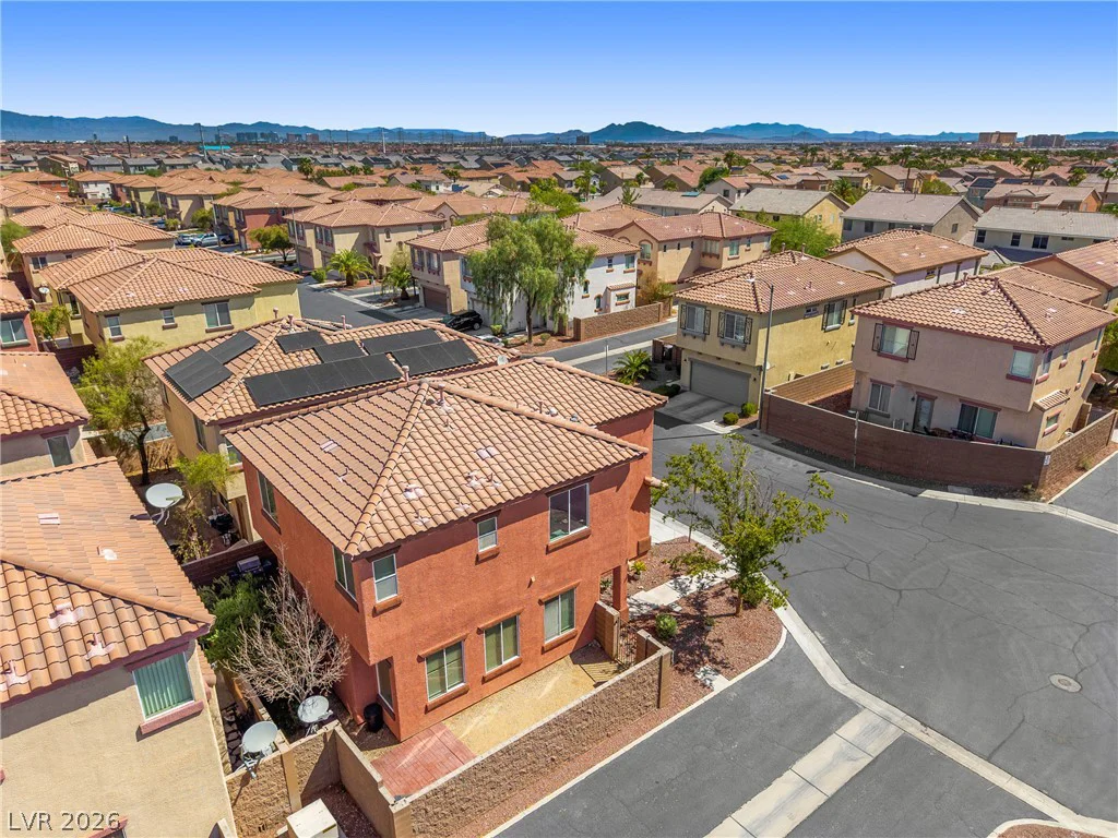 10645 Lessona, Las Vegas, NV 89141