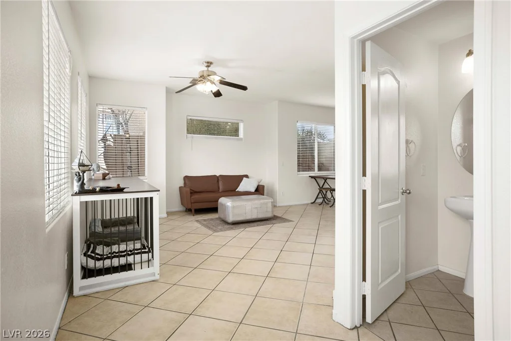 10645 Lessona, Las Vegas, NV 89141