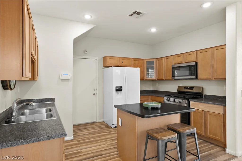 10645 Lessona, Las Vegas, NV 89141