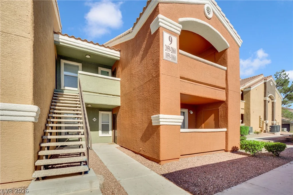 8101 Flamingo, Las Vegas, NV 89147