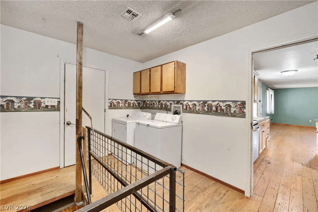6832 Suncrest, Las Vegas, NV 89156