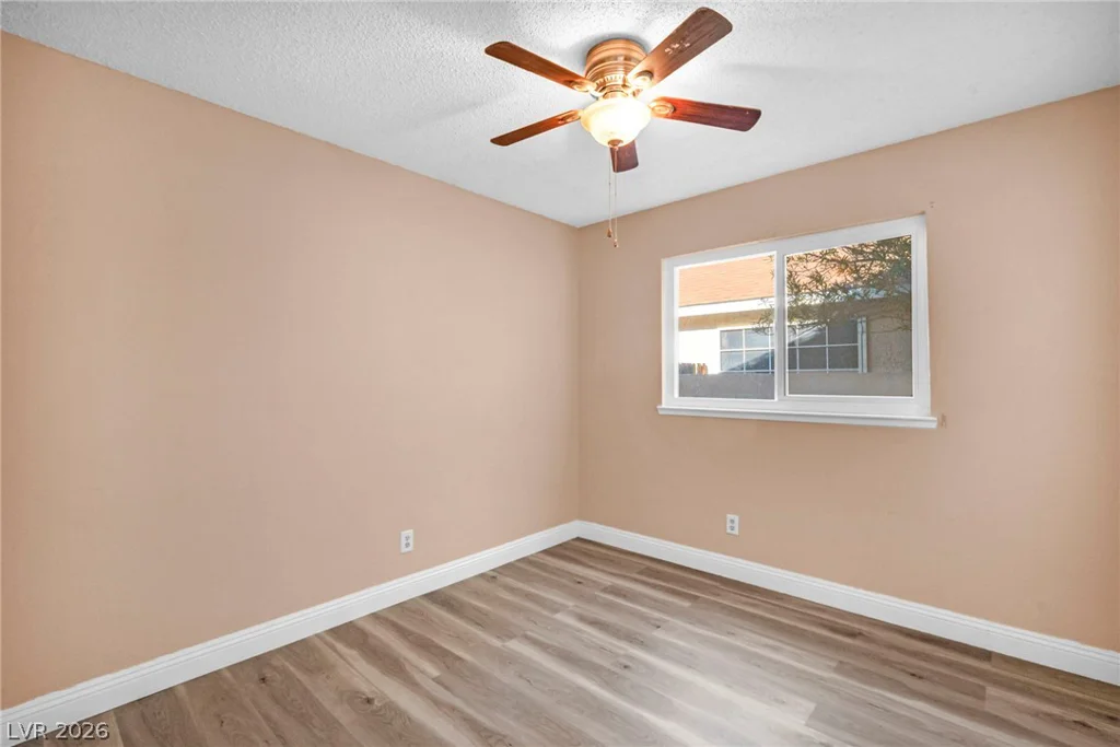 6237 Carmen, Las Vegas, NV 89108