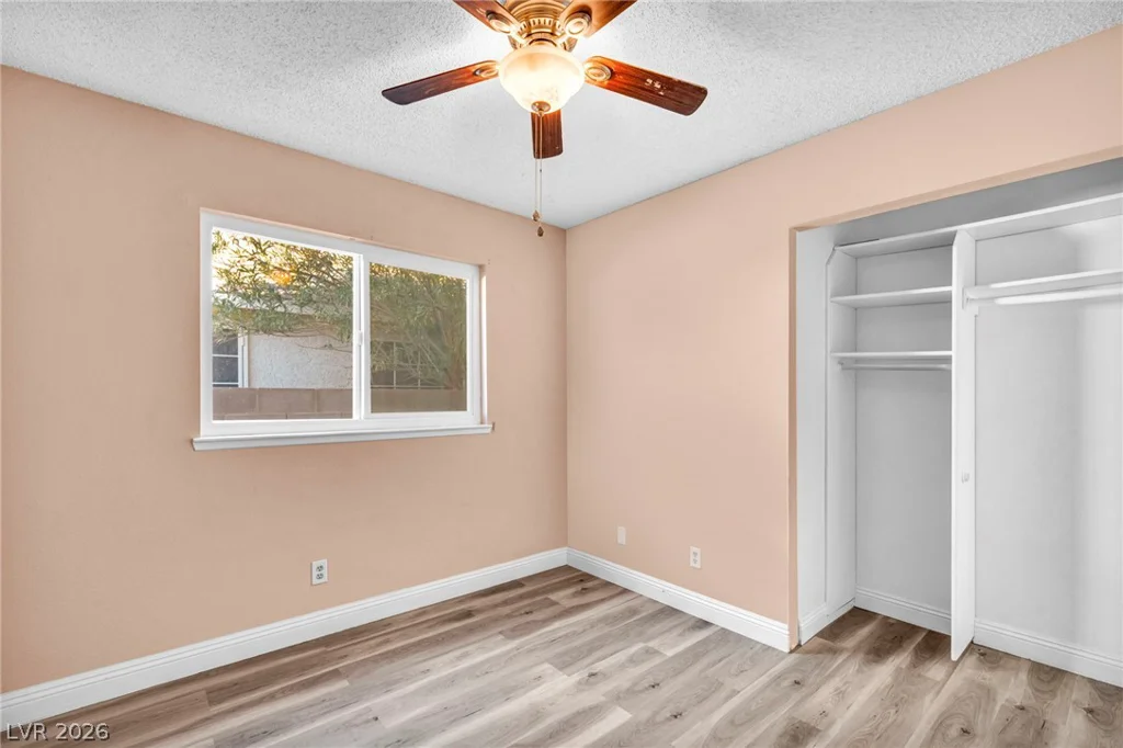 6237 Carmen, Las Vegas, NV 89108