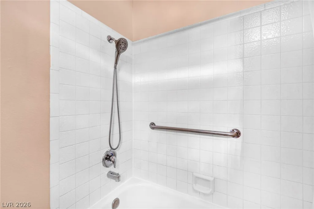 6237 Carmen, Las Vegas, NV 89108