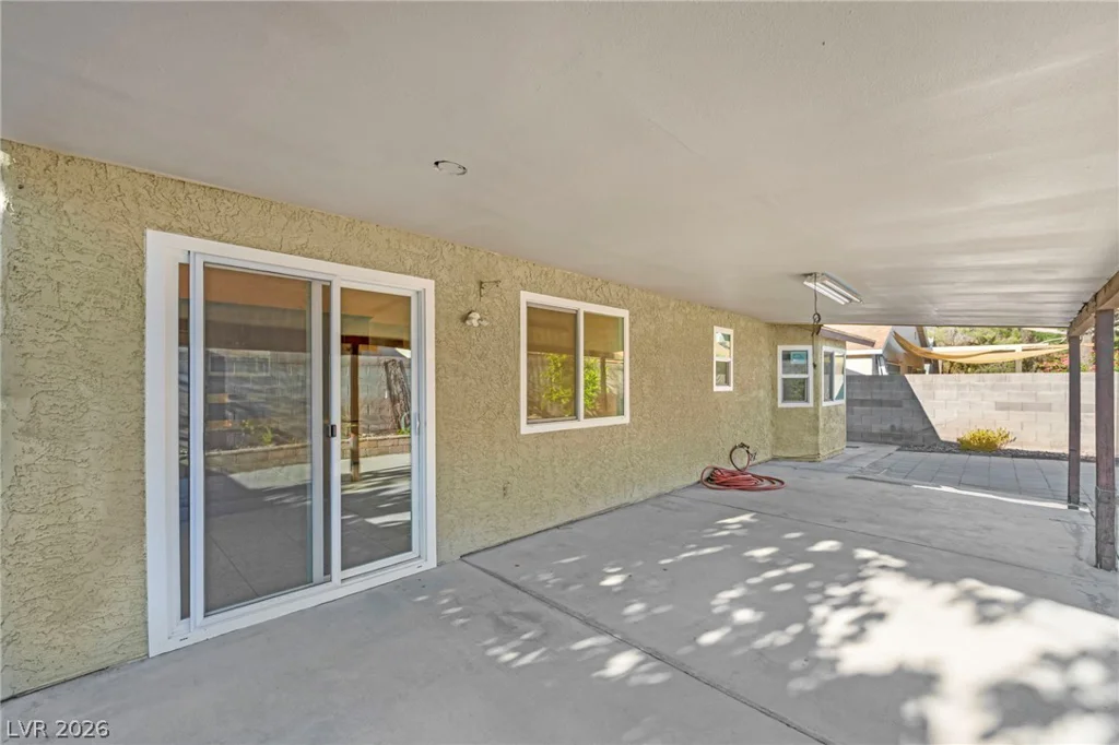 6237 Carmen, Las Vegas, NV 89108
