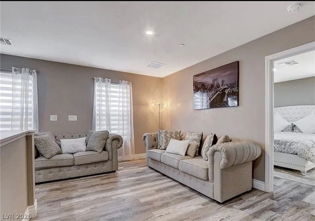 1637 Harvest Pecan, Las Vegas, NV 89108