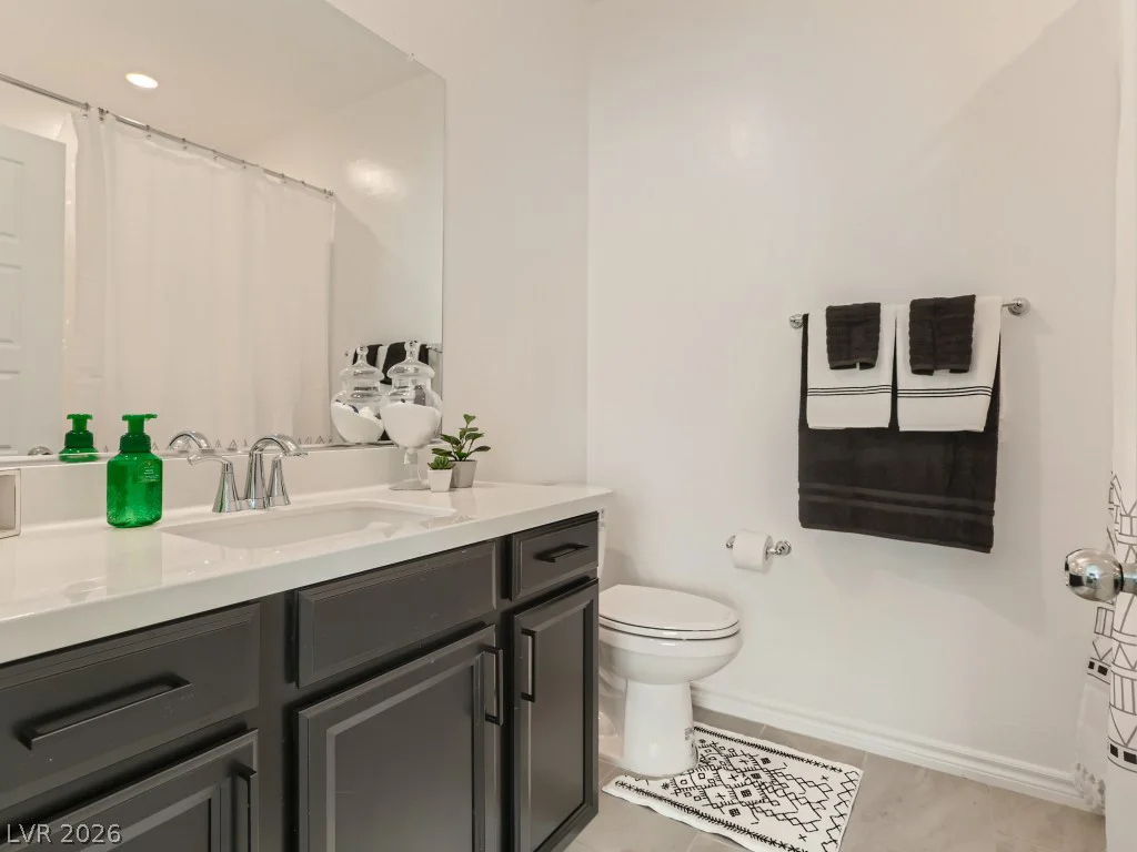 25 Barbara, Las Vegas, NV 89183