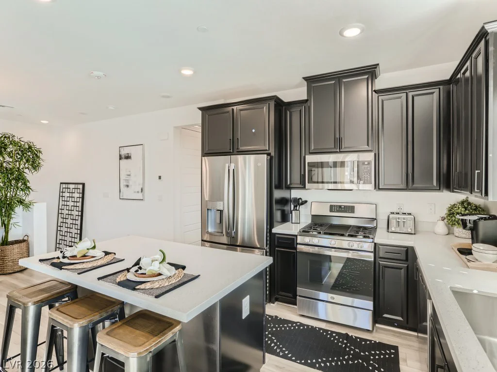 25 Barbara, Las Vegas, NV 89183