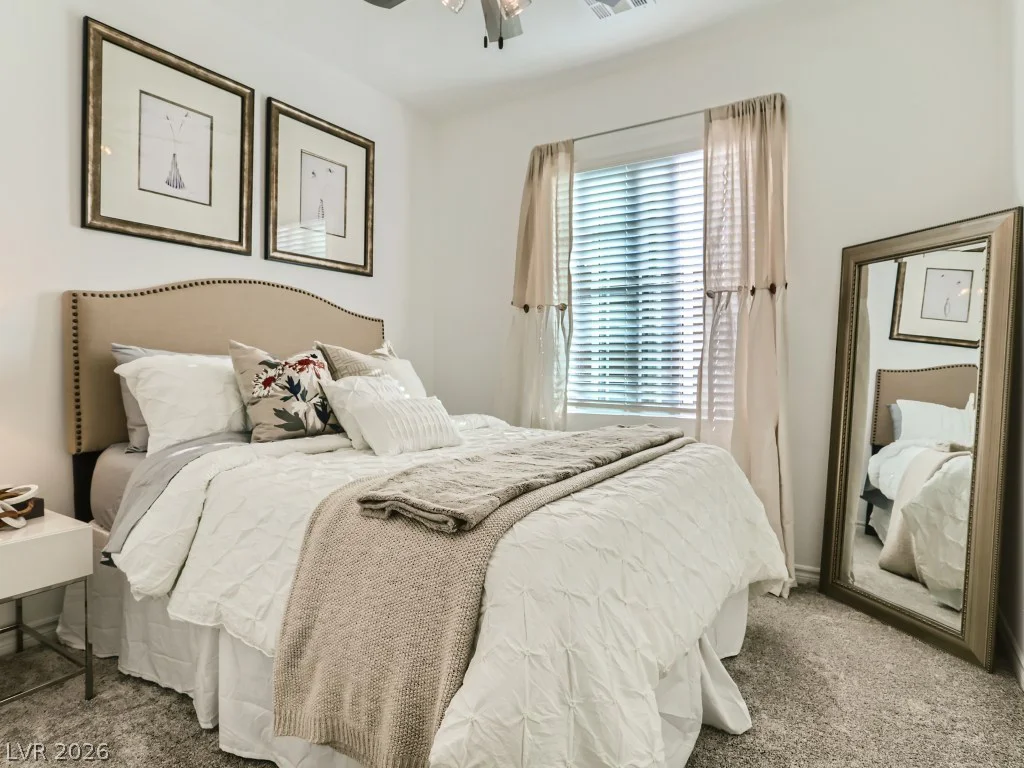 25 Barbara, Las Vegas, NV 89183