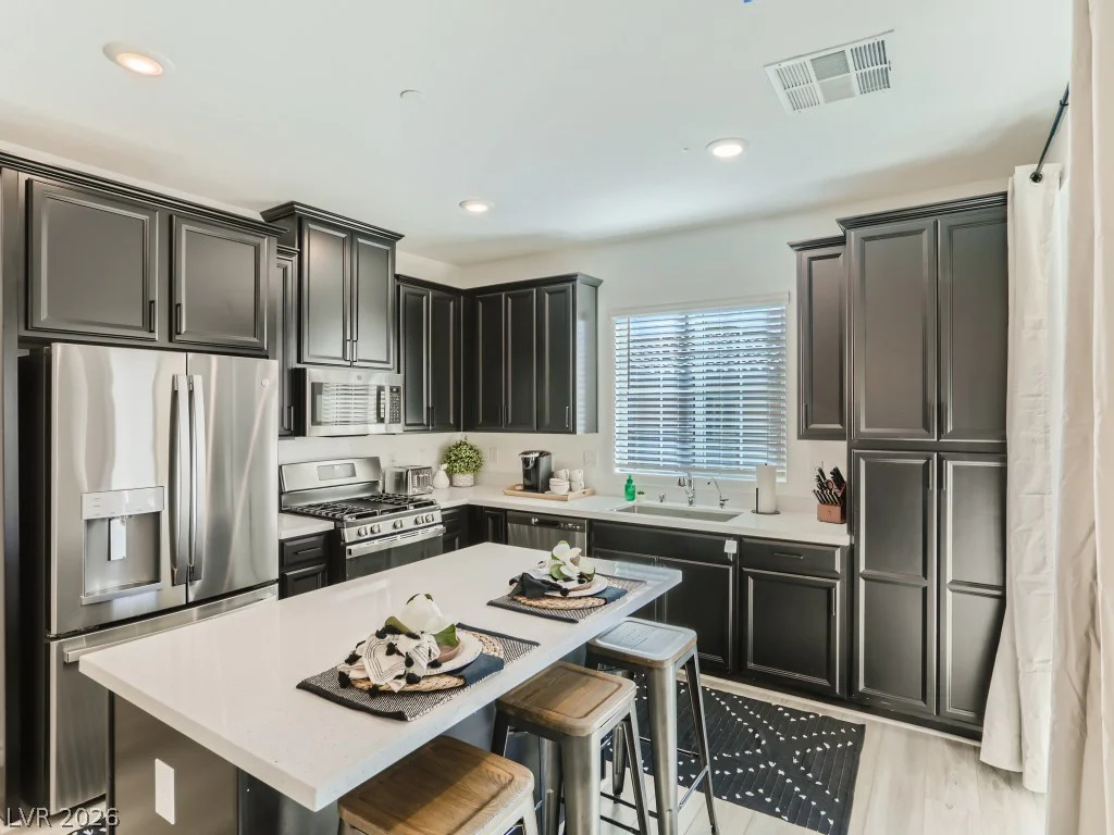 25 Barbara, Las Vegas, NV 89183
