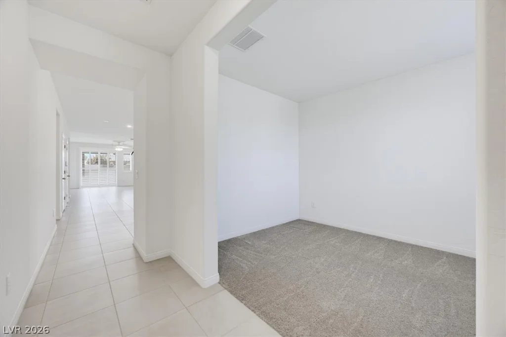 6819 Feather Hill, North Las Vegas, NV 89086