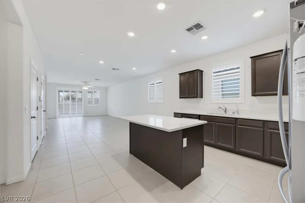 6819 Feather Hill, North Las Vegas, NV 89086