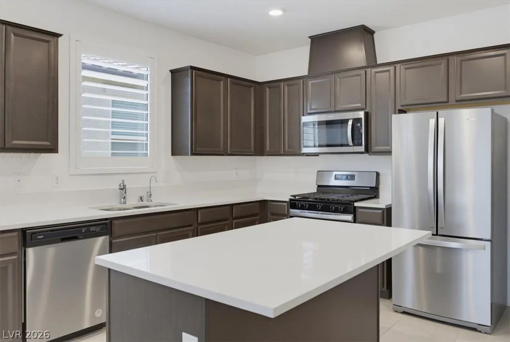 6819 Feather Hill, North Las Vegas, NV 89086