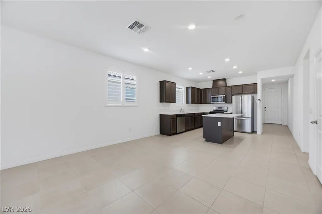 6819 Feather Hill, North Las Vegas, NV 89086