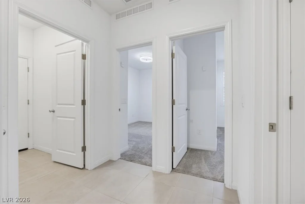 6819 Feather Hill, North Las Vegas, NV 89086