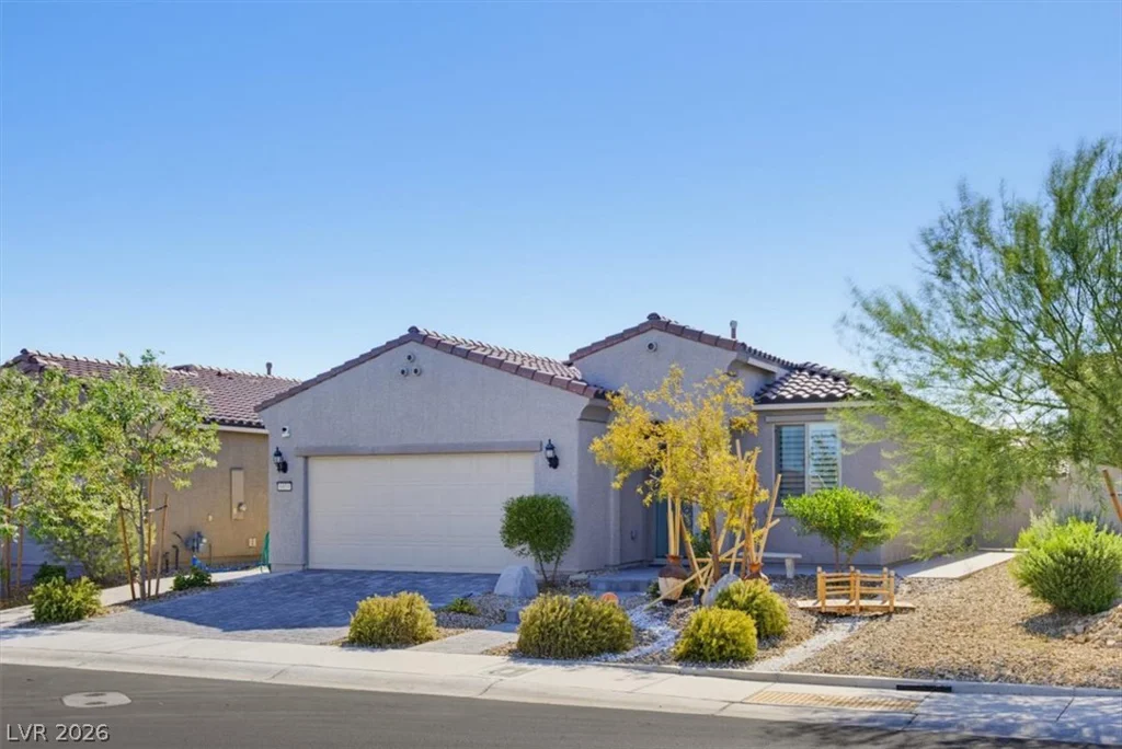 6819 Feather Hill, North Las Vegas, NV 89086