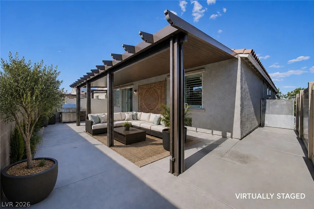 6819 Feather Hill, North Las Vegas, NV 89086