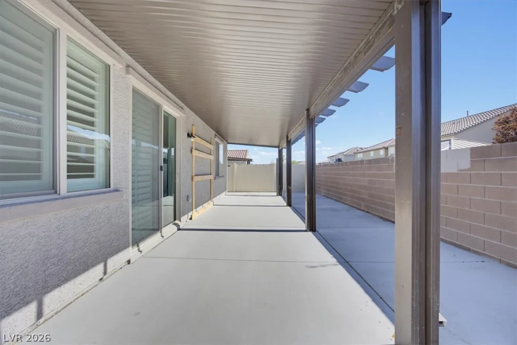 6819 Feather Hill, North Las Vegas, NV 89086
