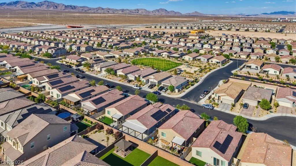 6819 Feather Hill, North Las Vegas, NV 89086