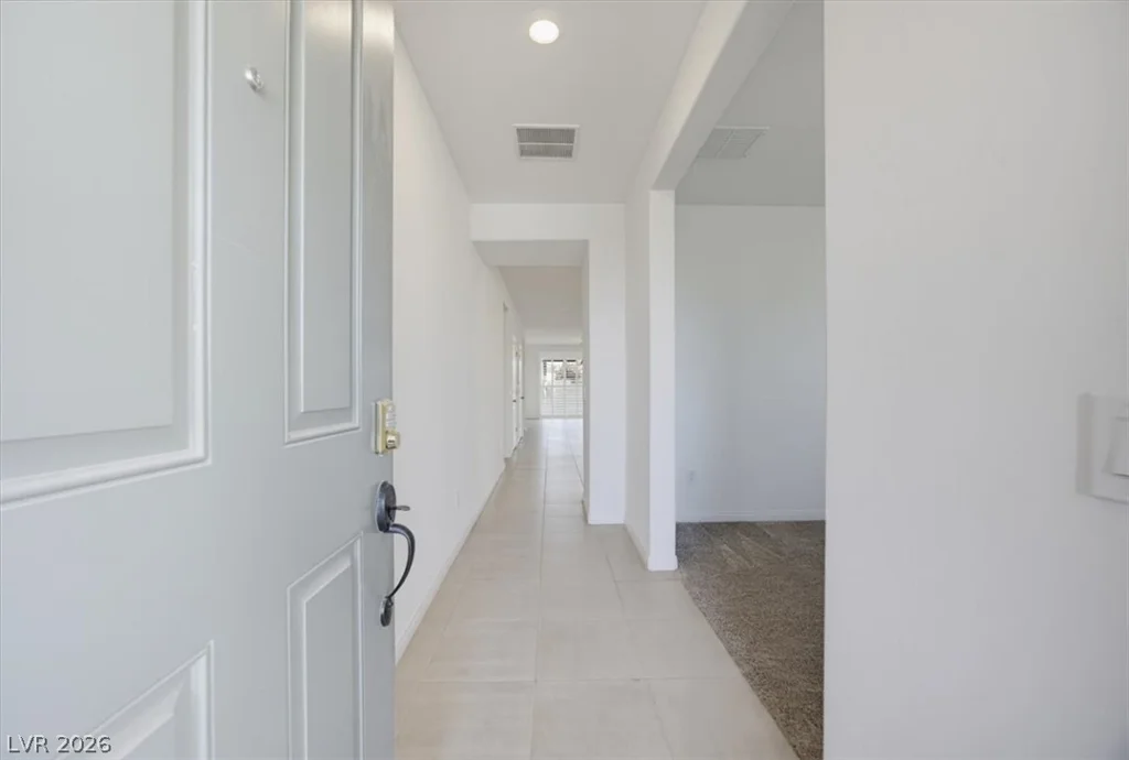 6819 Feather Hill, North Las Vegas, NV 89086