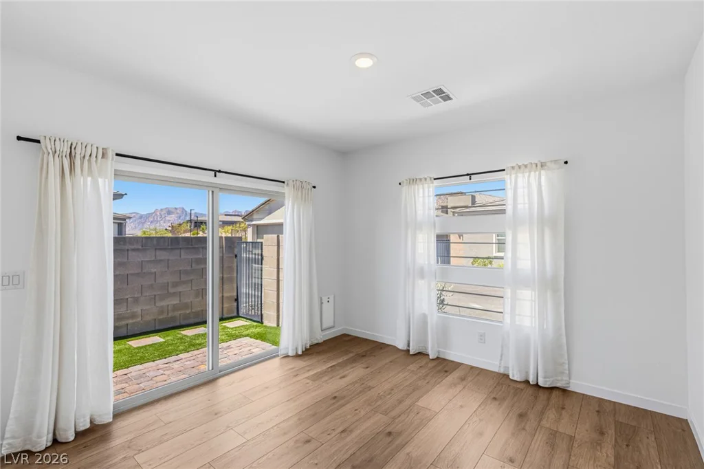 900 Regent Terrace, Las Vegas, NV 89138