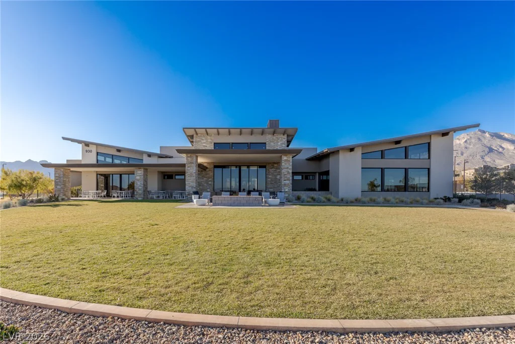 900 Regent Terrace, Las Vegas, NV 89138