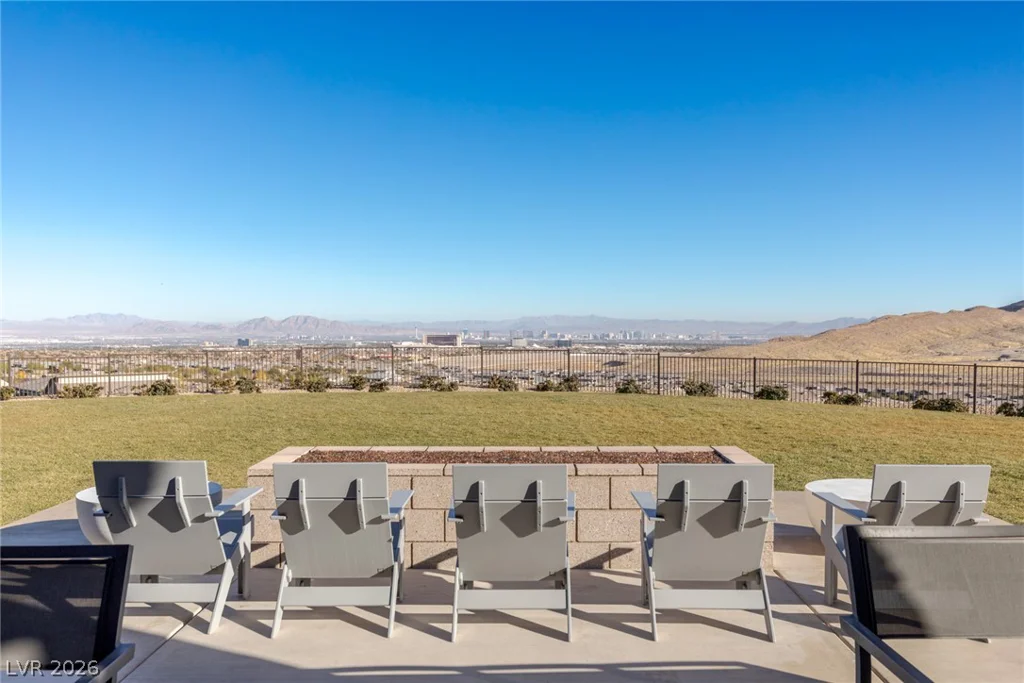 900 Regent Terrace, Las Vegas, NV 89138