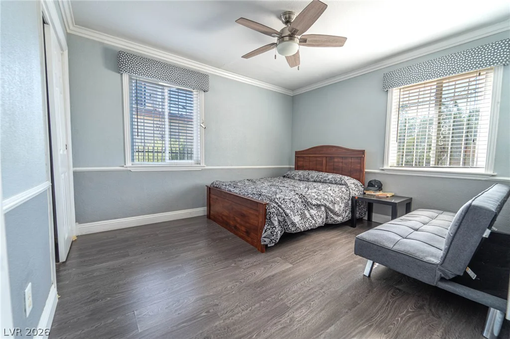 2101 Santa Paula, Las Vegas, NV 89104