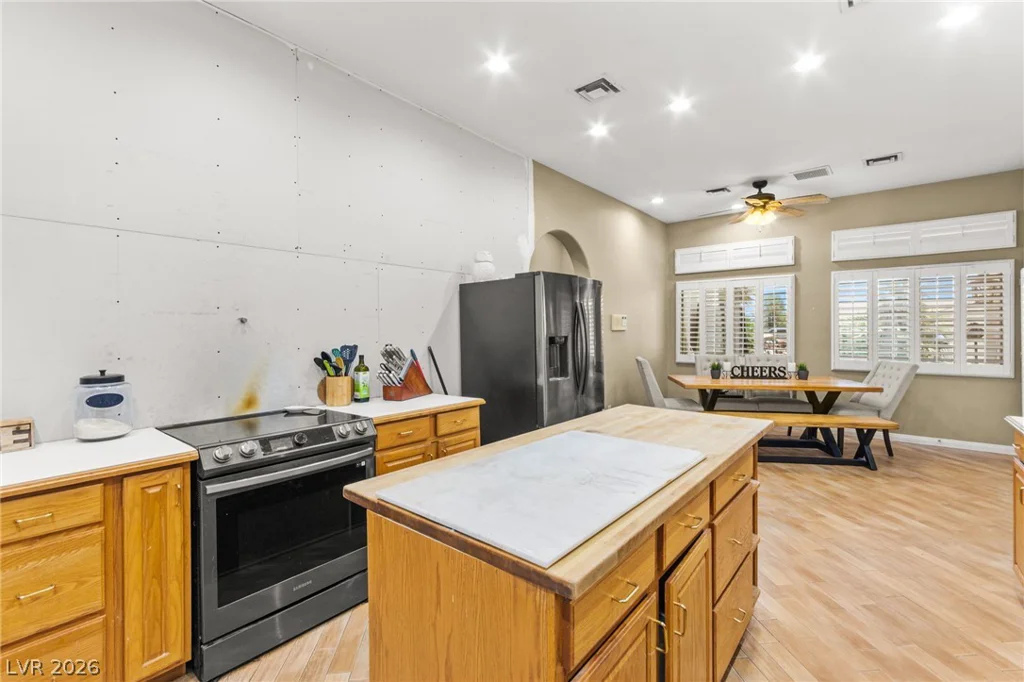 8810 Washburn, Las Vegas, NV 89149