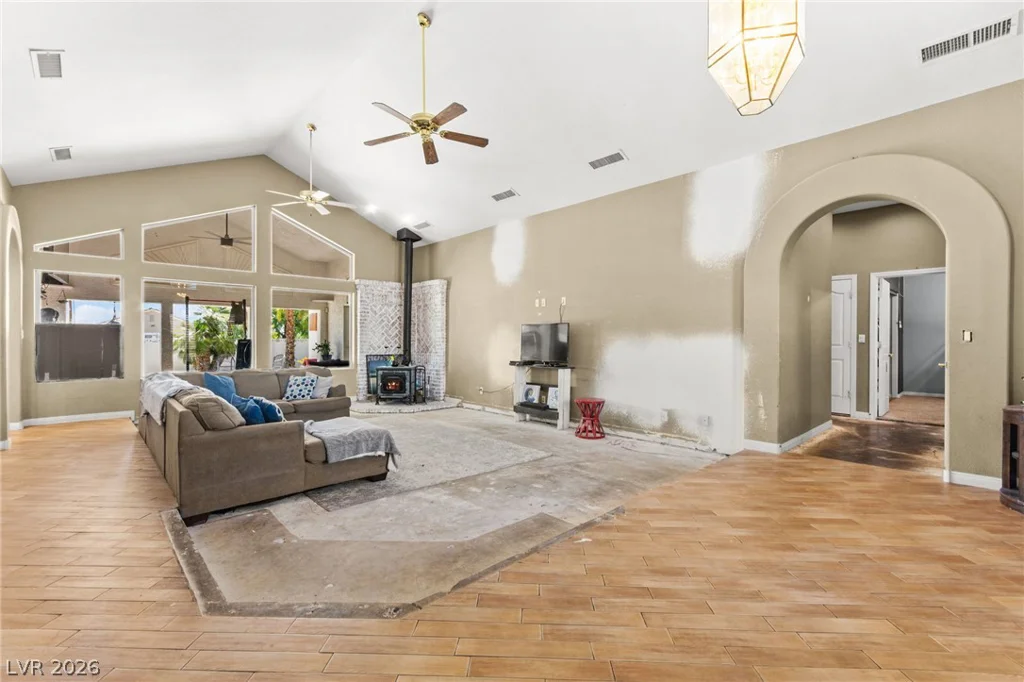 8810 Washburn, Las Vegas, NV 89149