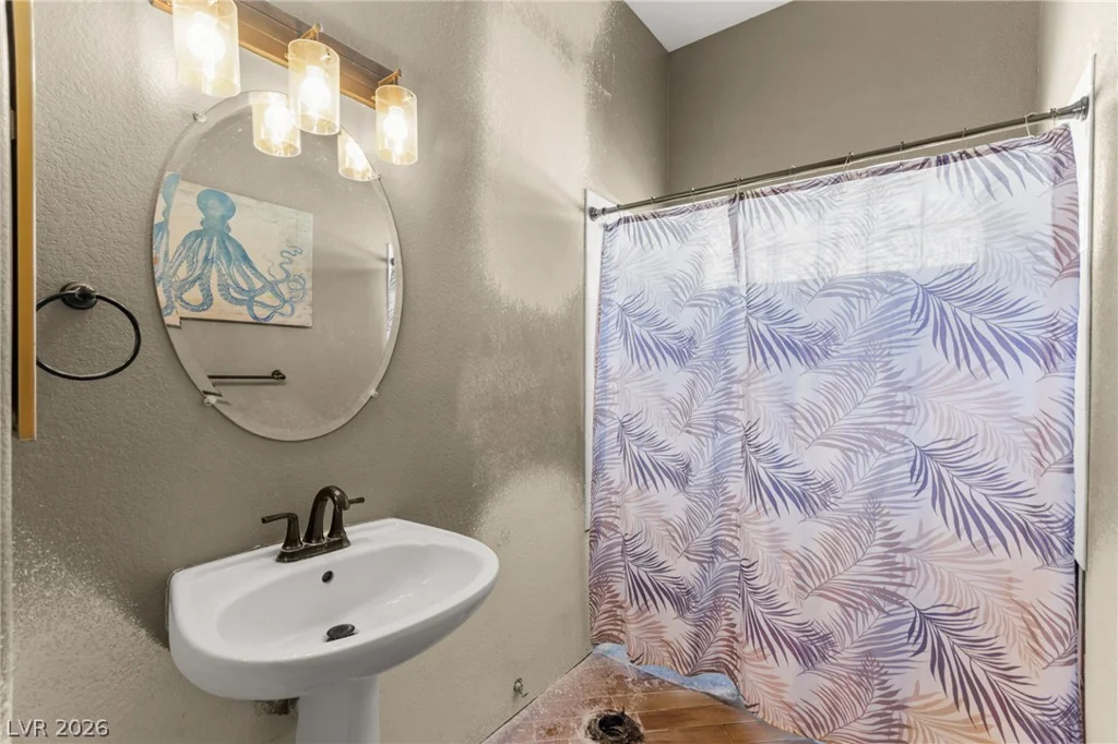 8810 Washburn, Las Vegas, NV 89149