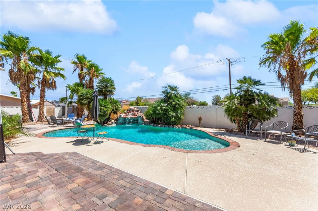 8810 Washburn, Las Vegas, NV 89149
