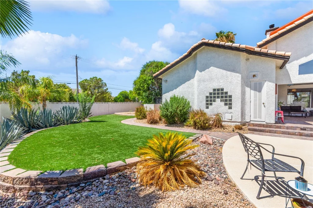 8810 Washburn, Las Vegas, NV 89149