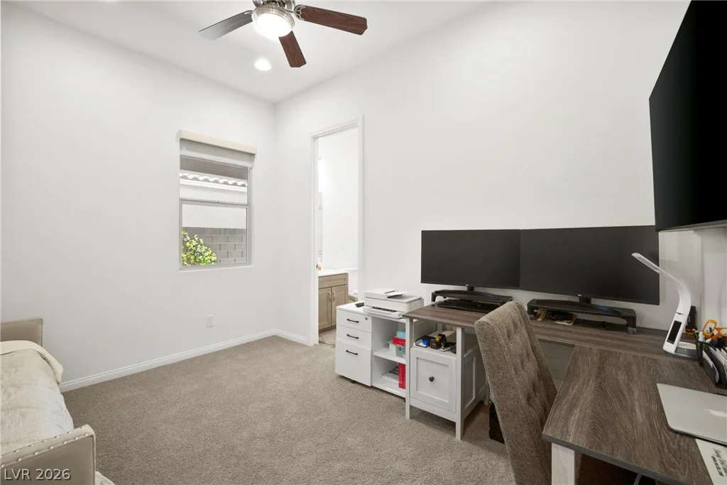 382 Nine Mile Creek, Las Vegas, NV 89138
