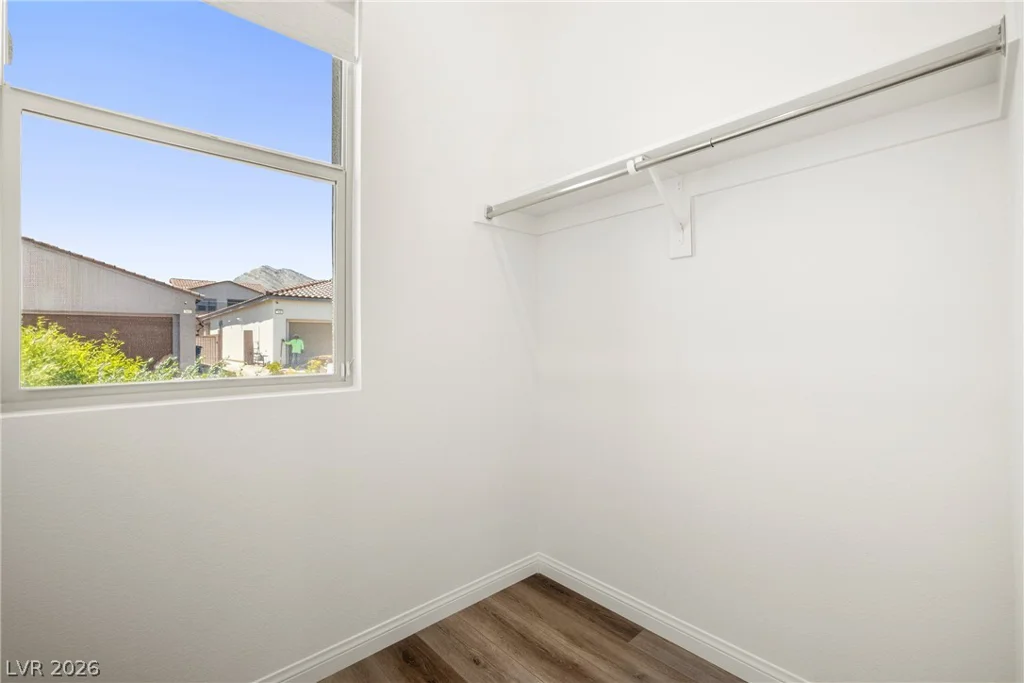 382 Nine Mile Creek, Las Vegas, NV 89138
