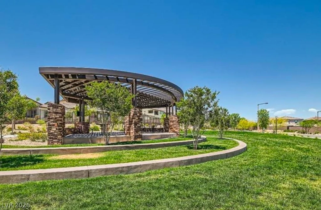 382 Nine Mile Creek, Las Vegas, NV 89138