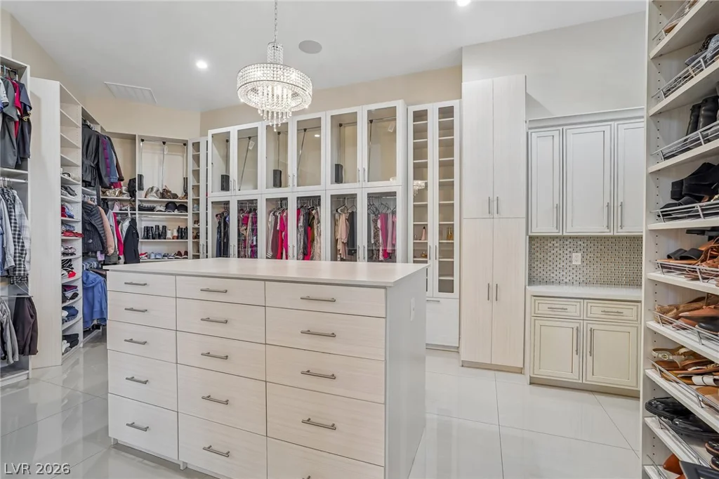 1721 Tioga, Las Vegas, NV 89117