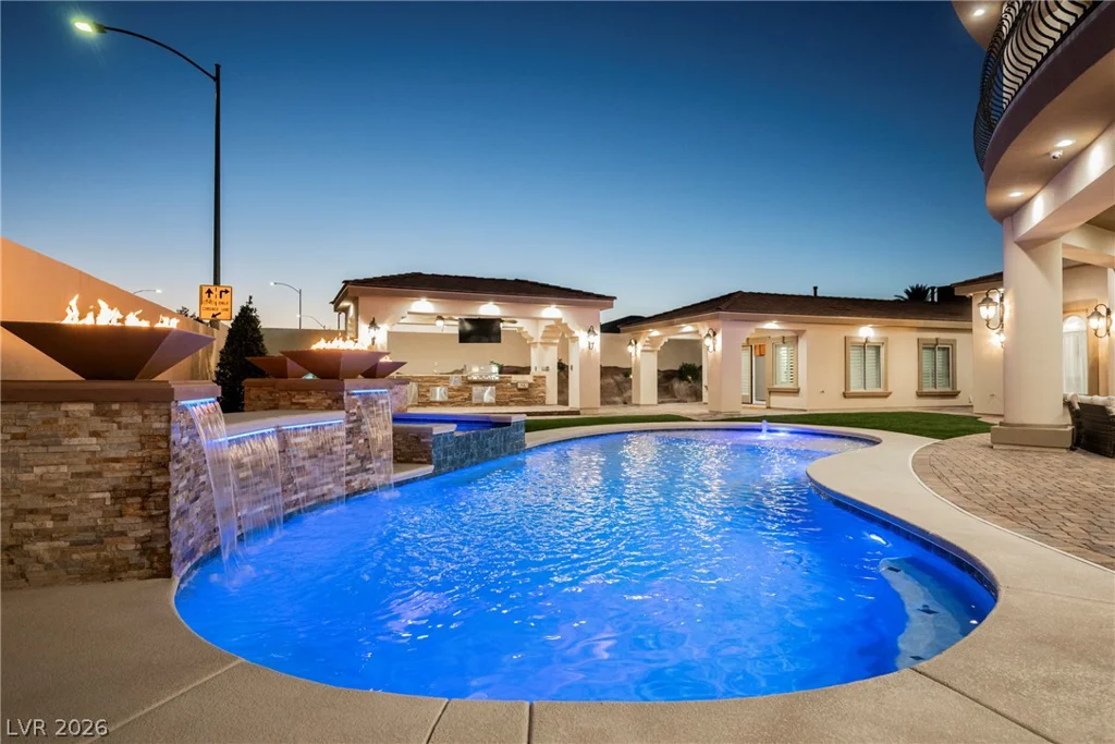 1721 Tioga, Las Vegas, NV 89117