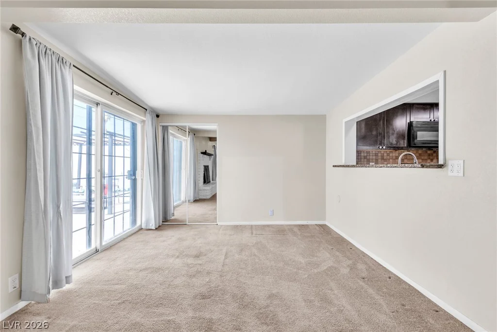 5101 Sun Valley, Las Vegas, NV 89122