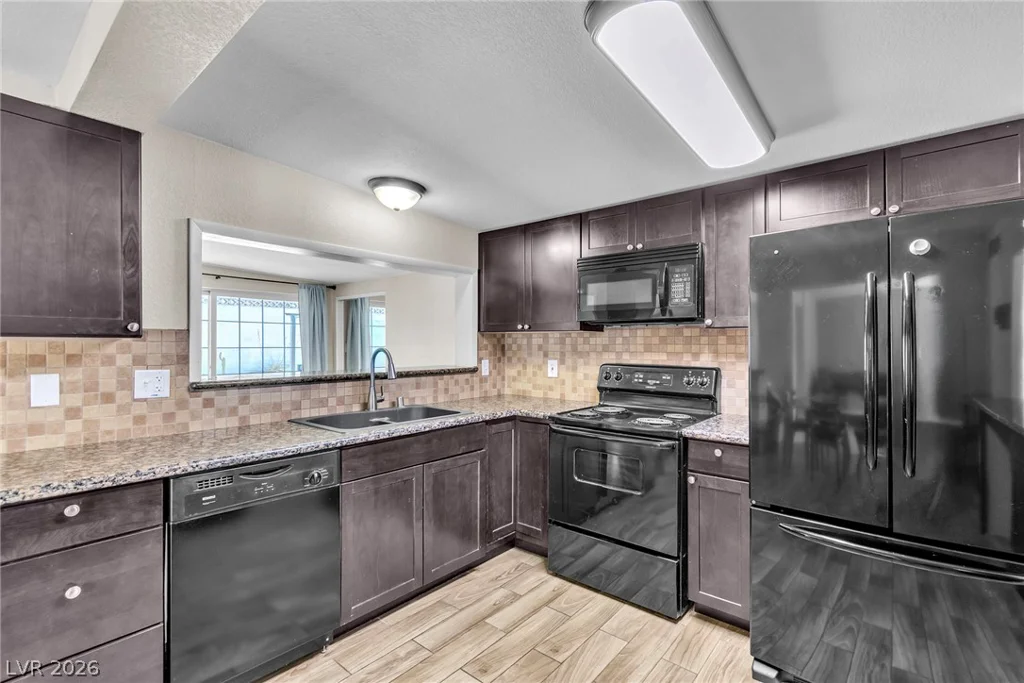 5101 Sun Valley, Las Vegas, NV 89122