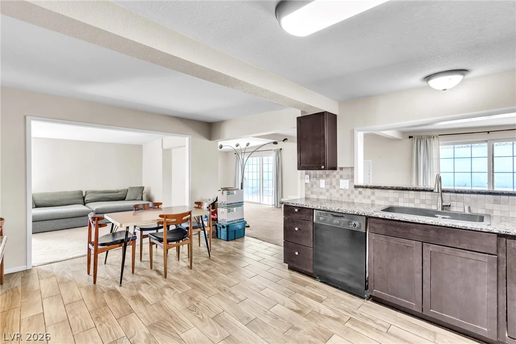 5101 Sun Valley, Las Vegas, NV 89122