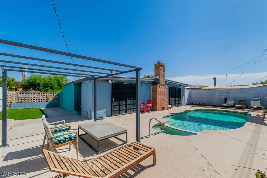 5101 Sun Valley, Las Vegas, NV 89122