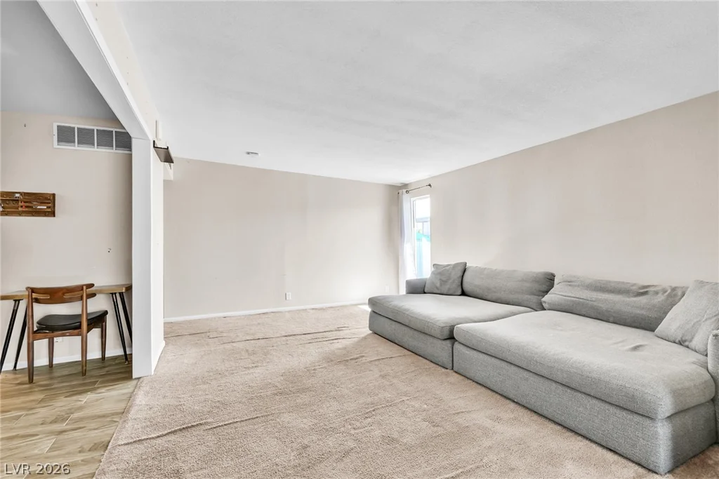 5101 Sun Valley, Las Vegas, NV 89122