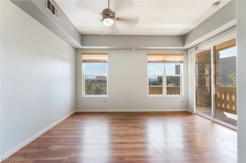 68 Serene, Las Vegas, NV 89123