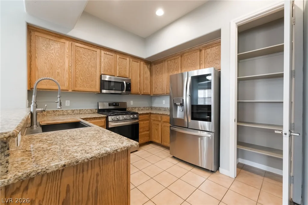 68 Serene, Las Vegas, NV 89123