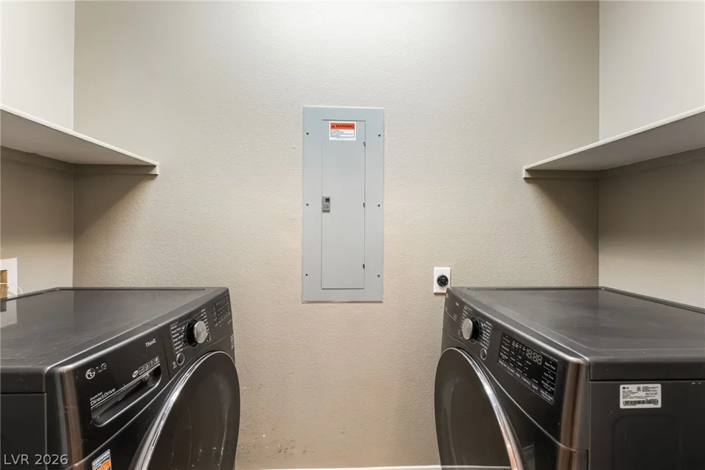 68 Serene, Las Vegas, NV 89123