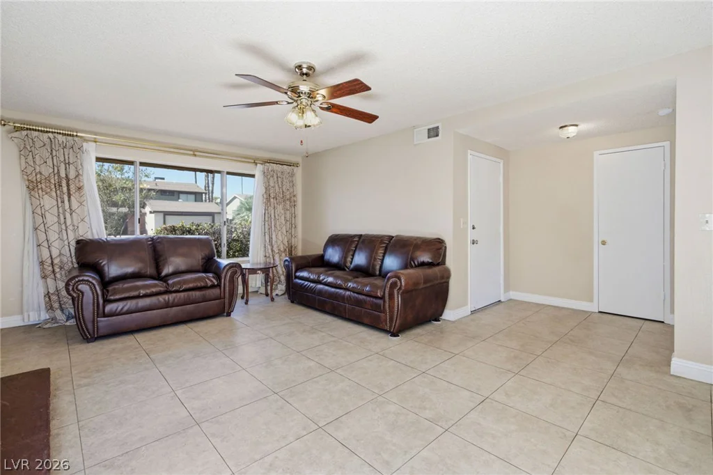 4014 Ridgewood, Las Vegas, NV 89120