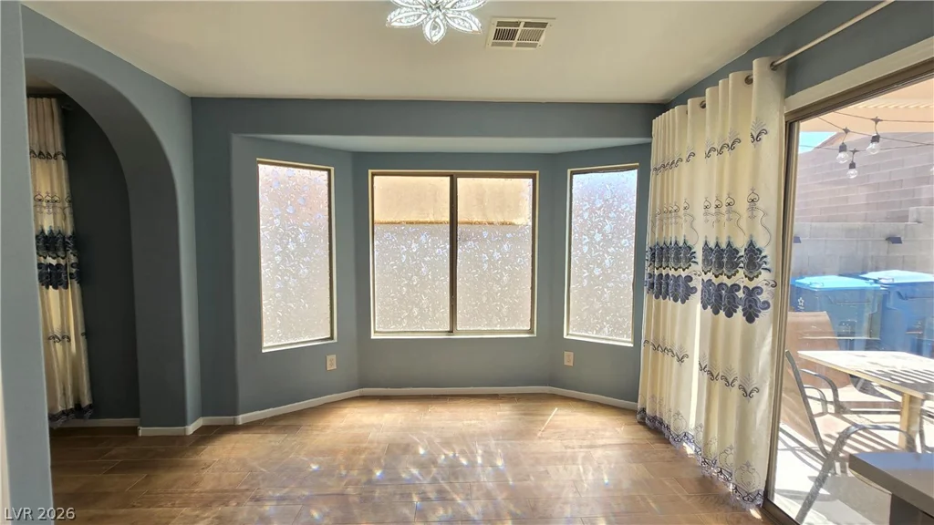 9671 Giddings, Las Vegas, NV 89148