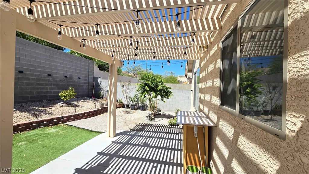 9671 Giddings, Las Vegas, NV 89148